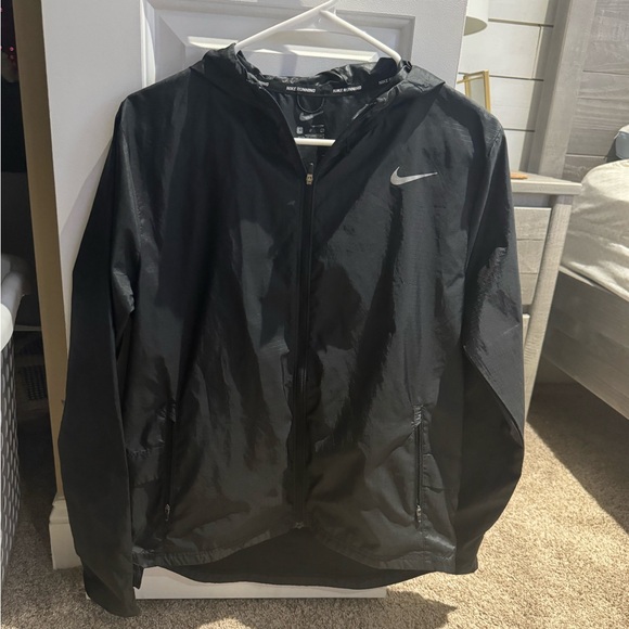 Nike windbreaker - Picture 2 of 3